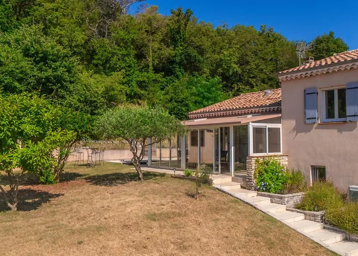 Les Charmes De L'ardeche